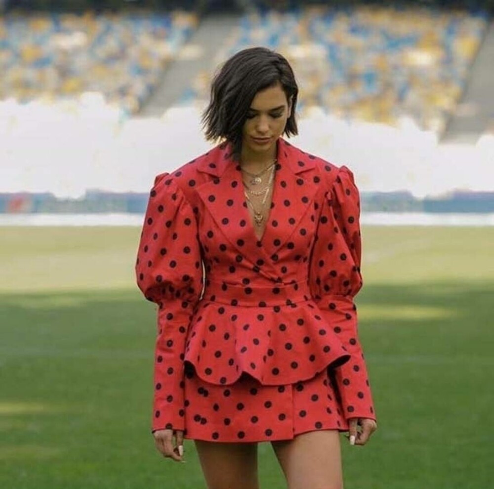 Dua Lipa a apărut „în franjuri” la o cină privată din New York. Și-a afișat silueta de invidiat - Imaginea 21