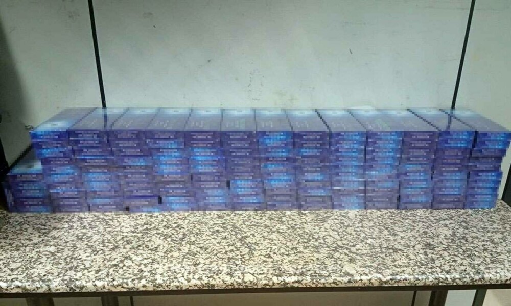 Ce au ascuns în bagajele de cală doi români care veneau din Dubai. Captura făcută de vameși pe Aeroportul Otopeni. FOTO - Imaginea 4