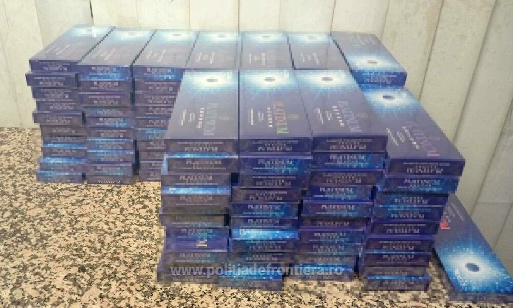 Ce au ascuns în bagajele de cală doi români care veneau din Dubai. Captura făcută de vameși pe Aeroportul Otopeni. FOTO - Imaginea 2