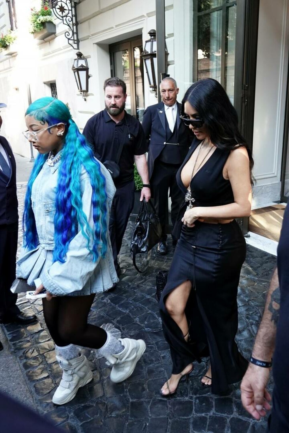 Kim Kardashian răspunde comentariilor legate de stilul vestimentar al lui North West - Imaginea 12