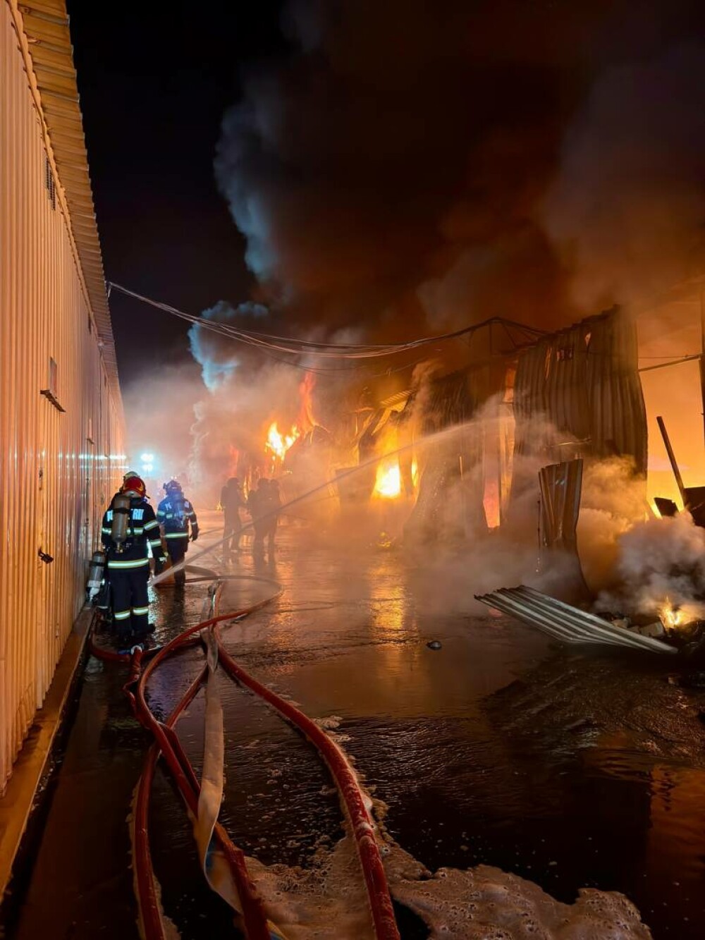 Zonele din București unde poluarea aerului este încă la un nivel ridicat, după incendiul violent de la „Dragonul Roşu” - Imaginea 8