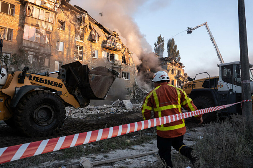 MAE condamnă atacul asupra Kievului: Încă o dovadă flagrantă a dispreţului total al Rusiei faţă de eforturile pentru pace - Imaginea 2