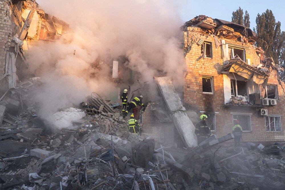 MAE condamnă atacul asupra Kievului: Încă o dovadă flagrantă a dispreţului total al Rusiei faţă de eforturile pentru pace - Imaginea 5