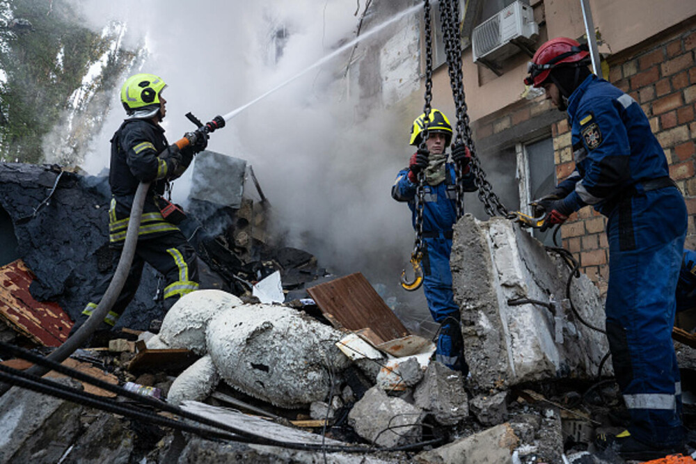 MAE condamnă atacul asupra Kievului: Încă o dovadă flagrantă a dispreţului total al Rusiei faţă de eforturile pentru pace - Imaginea 12