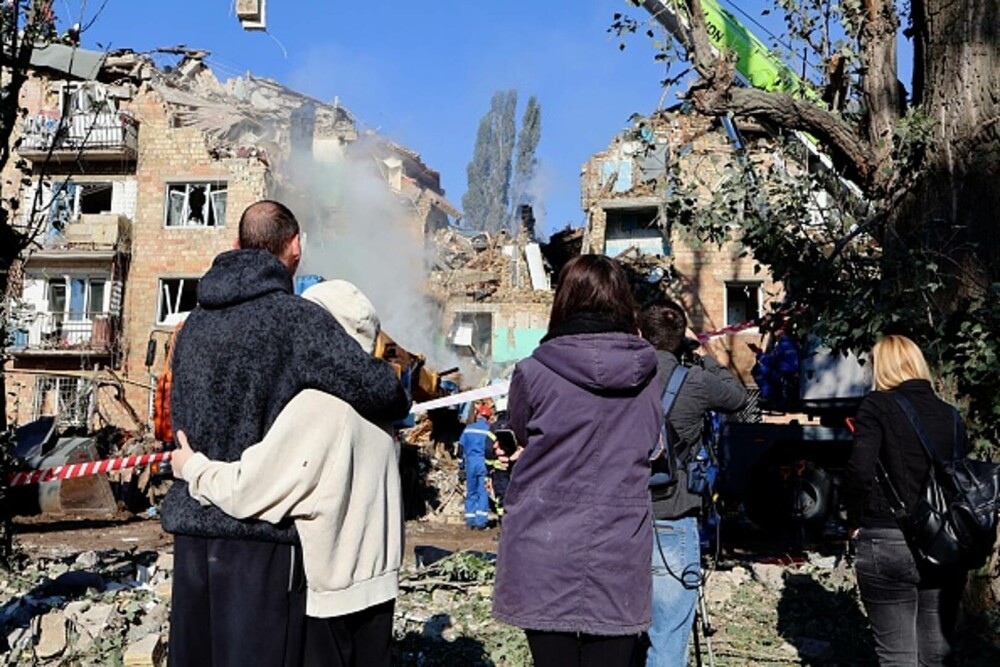 MAE condamnă atacul asupra Kievului: Încă o dovadă flagrantă a dispreţului total al Rusiei faţă de eforturile pentru pace - Imaginea 21