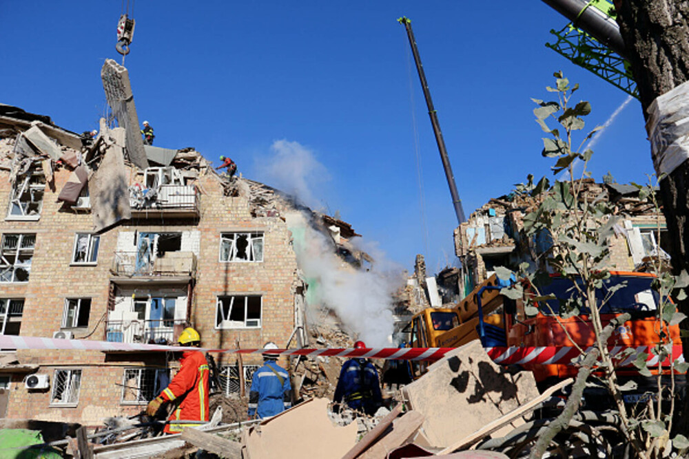 MAE condamnă atacul asupra Kievului: Încă o dovadă flagrantă a dispreţului total al Rusiei faţă de eforturile pentru pace - Imaginea 25