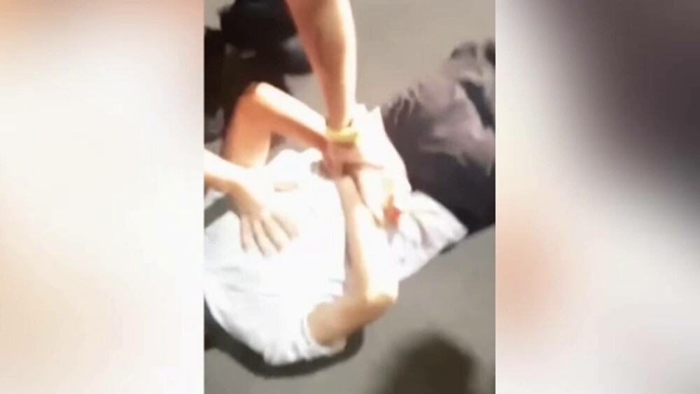 În România, stat cu o diasporă de cinci milioane de cetățeni, un livrator a fost atacat pentru că e asiatic. „E intolerabil!” - Imaginea 1