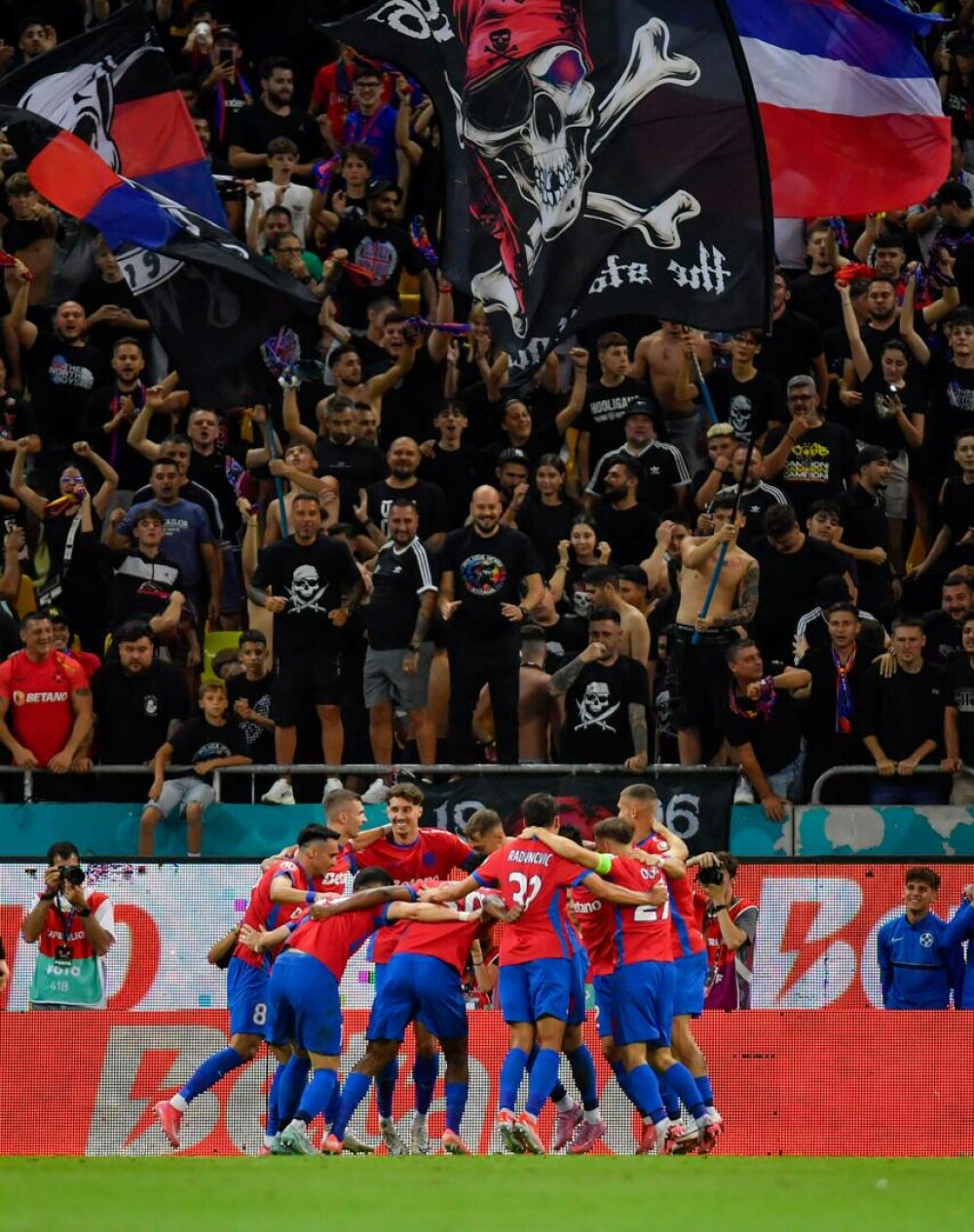 FCSB - Aberdeen 3-0. ”Roș-albaștrii” s-au calificat en-fanfare în faza principală a Europa League. Câți bani au încasat - Imaginea 61