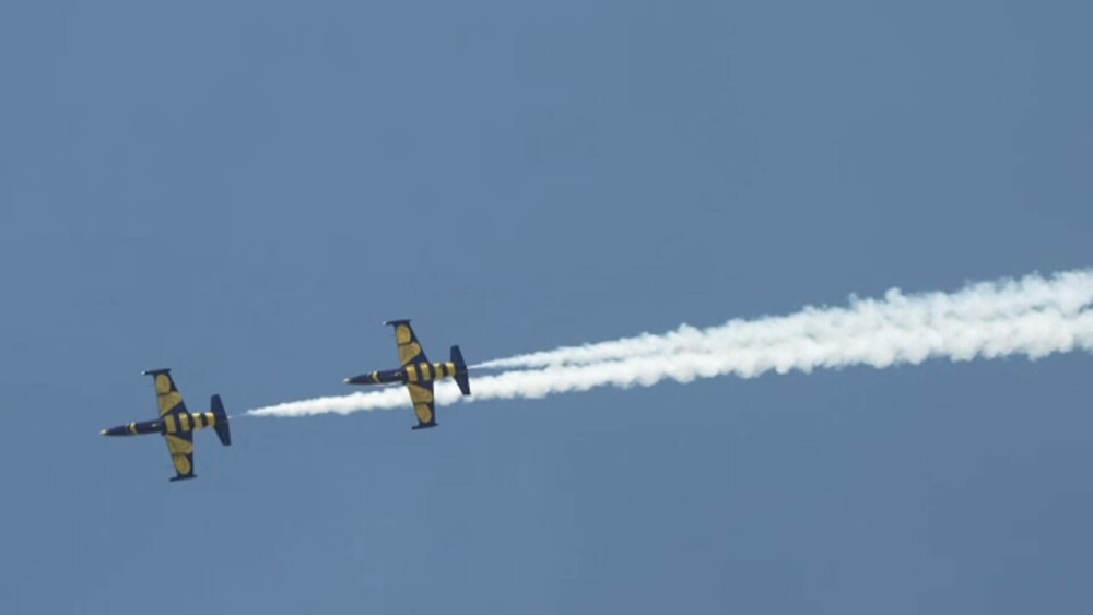 Spectacol de neuitat la BIAS 2025. Omul care tratează aeronava F-16 ca pe „o prințesă”: Necesită mai mult tratament - Imaginea 4