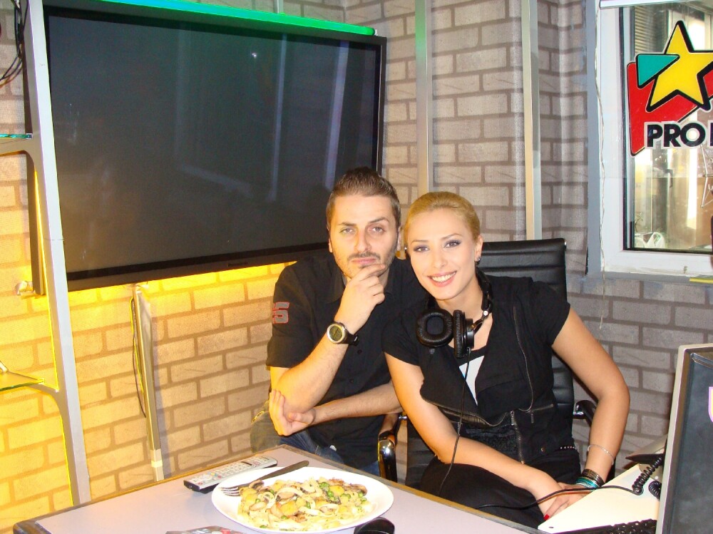 Iulia Vantur, Radu Valcan si Andreea Banica au degustat “MujDay” la ProFM! - Imaginea 2