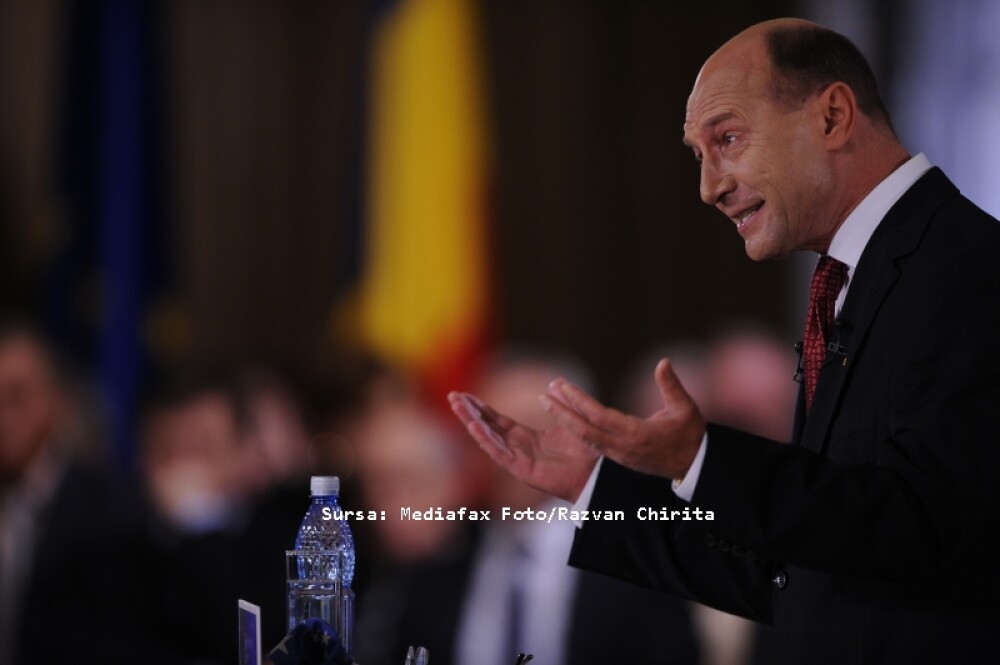 Traian Basescu vs. Mircea Geoana. Marea confruntare! - Imaginea 2