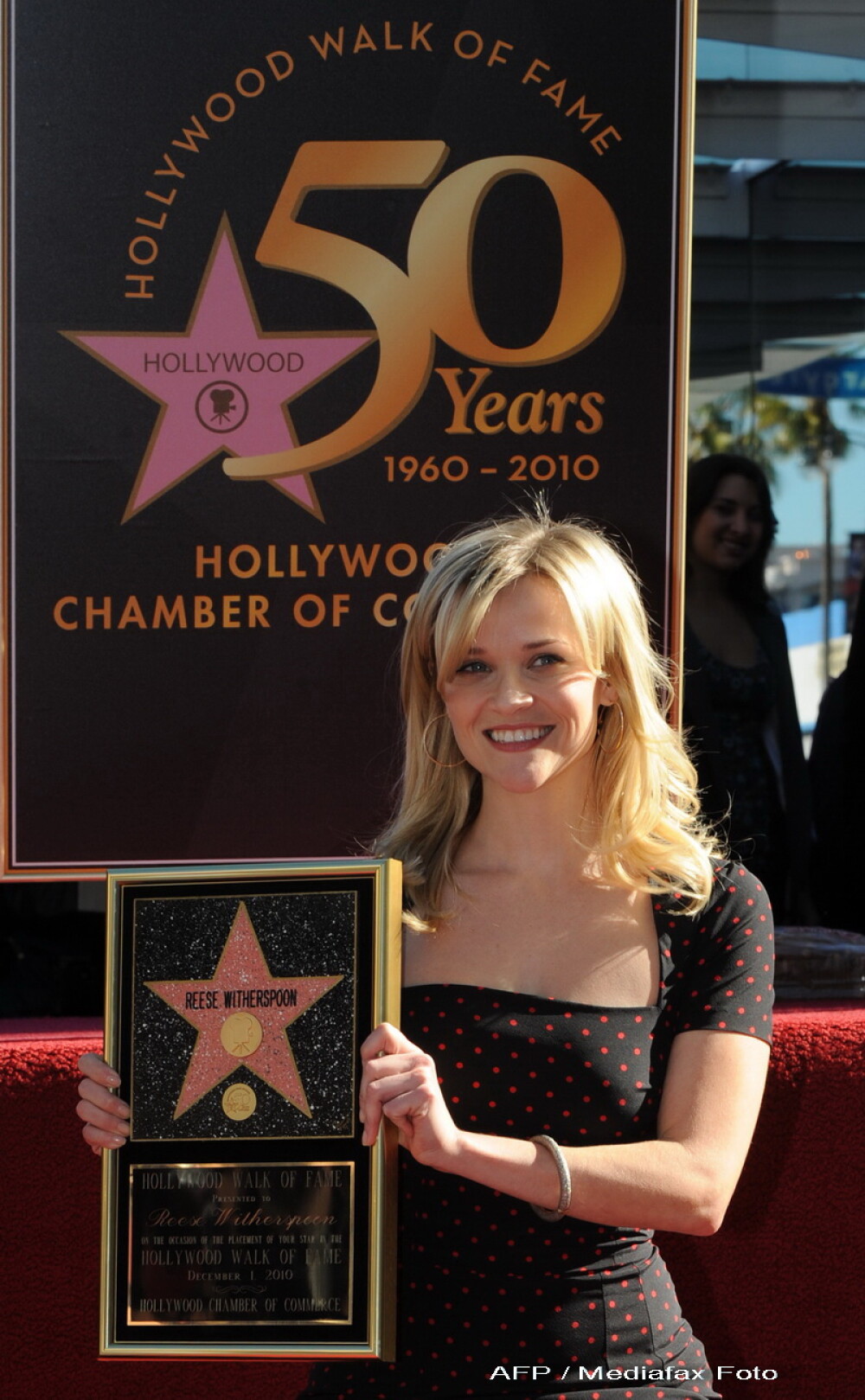 Reese Witherspoon are propria stea pe Hollywood Walk of Fame - Imaginea 2