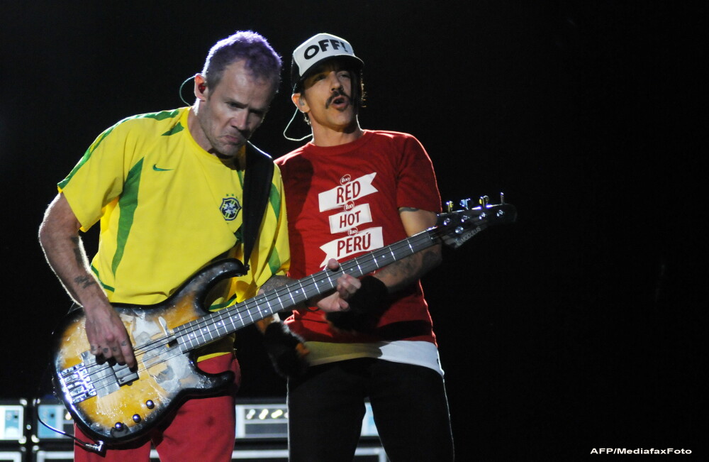 Red Hot Chili Peppers va canta LIVE in Romania, pe Stadionul National din Bucuresti - Imaginea 2