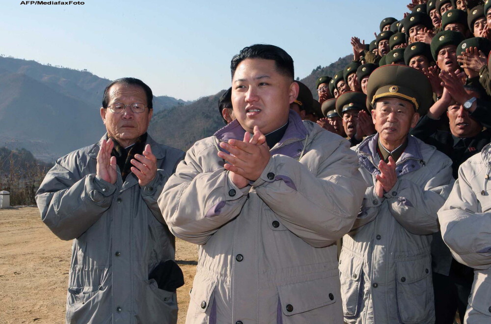 Enigmaticul Kim Jong-un, noul presedinte al Coreei de Nord, nu are nici macar 30 de ani - Imaginea 1