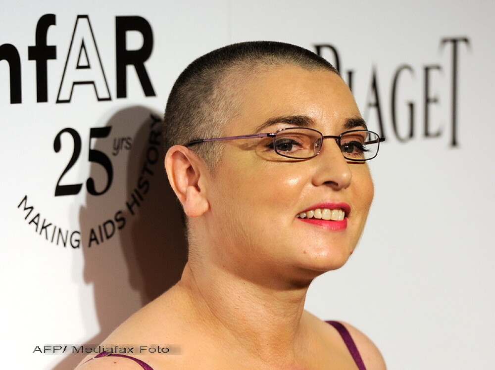 Imagini de colecție cu Sinead O'Connor. Detalii mai puțin știute despre viața artistei. 6 scandaluri care i-au marcat cariera - Imaginea 59