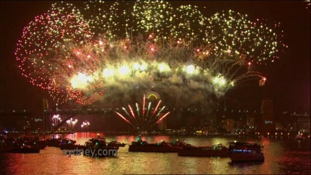 Adio, 2011, bun venit, 2012! Spectacolul de Revelion de pe diferite continente, in imagini uimitoare - Imaginea 1