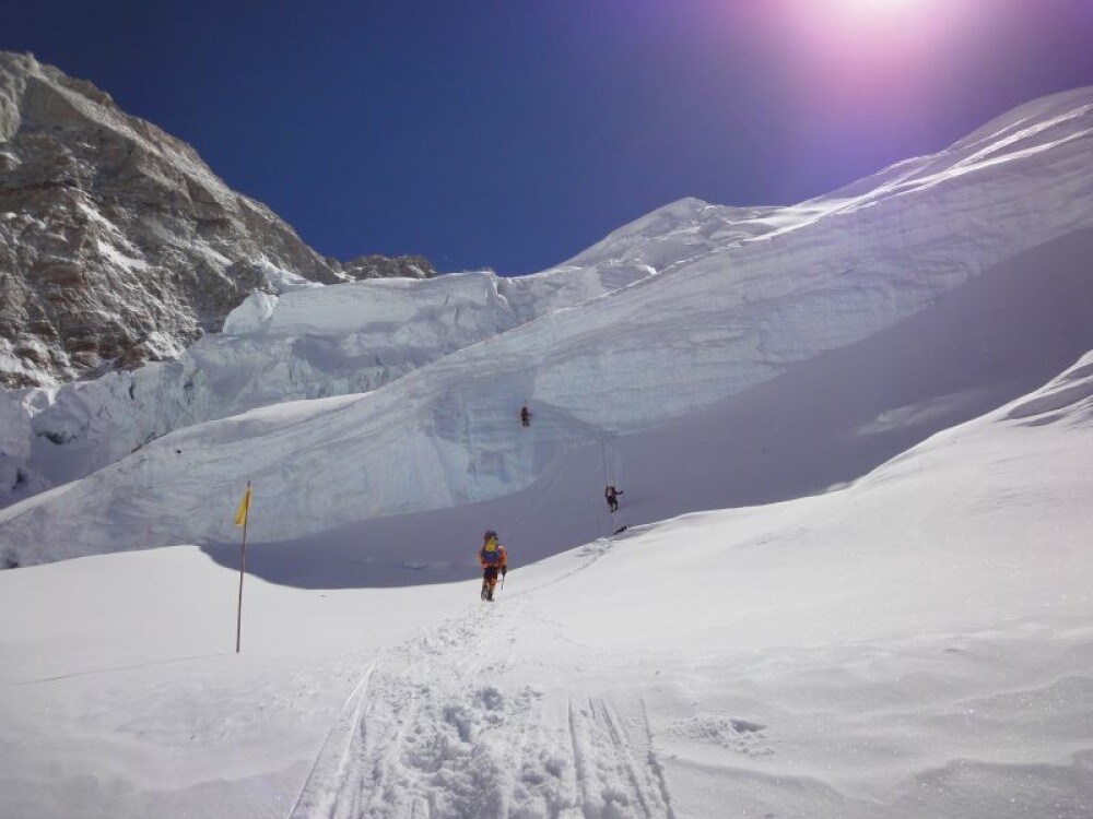 Aventurile alpinistului Horia Colibasanu in Nepal. De ce nu a cucerit varful Kangchenjunga - Imaginea 4