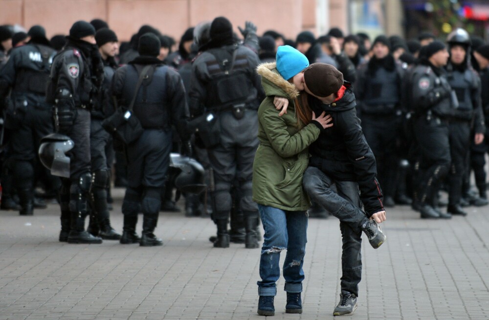 Motiunea de demitere a guvernului din Kiev a cazut, insa opozitia nu renunta la proteste - Imaginea 3