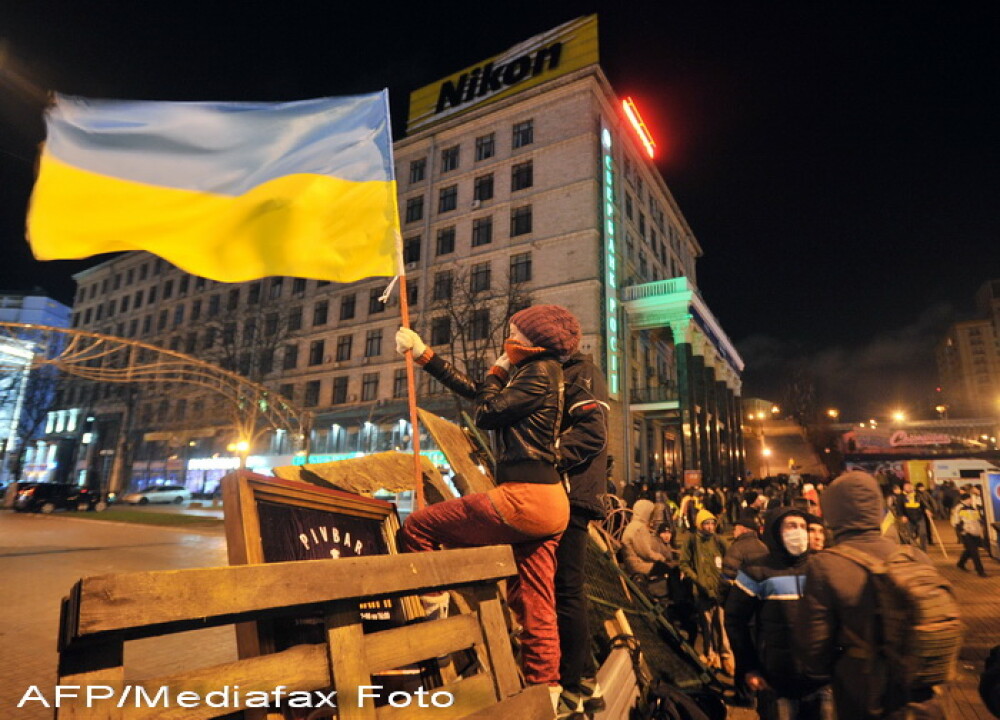 Motiunea de demitere a guvernului din Kiev a cazut, insa opozitia nu renunta la proteste - Imaginea 11