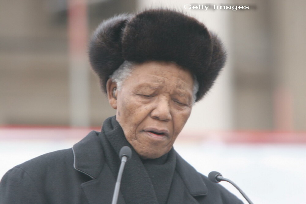 Nelson Mandela a murit. Fostul presedinte al Africii de Sud avea 95 de ani - Imaginea 11