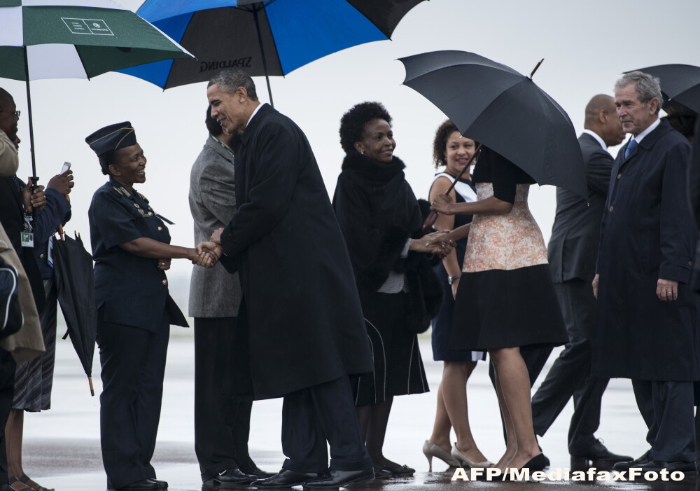 Ceremonie pentru Nelson Mandela, cea mai mare din istoria Africii, cu aproape 100 sefi de stat - Imaginea 7