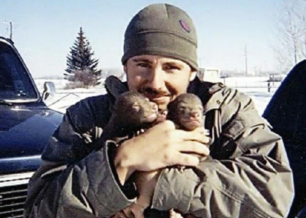 Povestea emotionanta a lui Casey Anderson, barbatul care a adoptat un urs - Imaginea 8