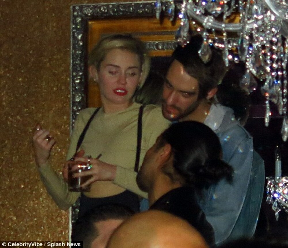 Miley Cyrus, intr-o noua relatie? Vedeta, vazuta impreuna cu un prieten al fostului logodnic - Imaginea 3