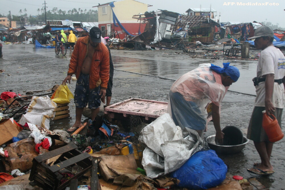 Furia naturii, sub forma taifunului Hagupit: 