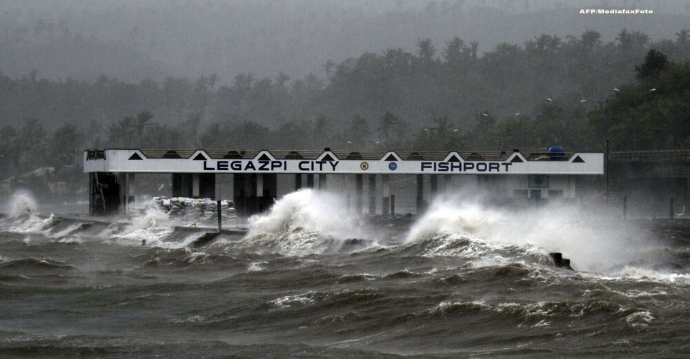 Furia naturii, sub forma taifunului Hagupit: 