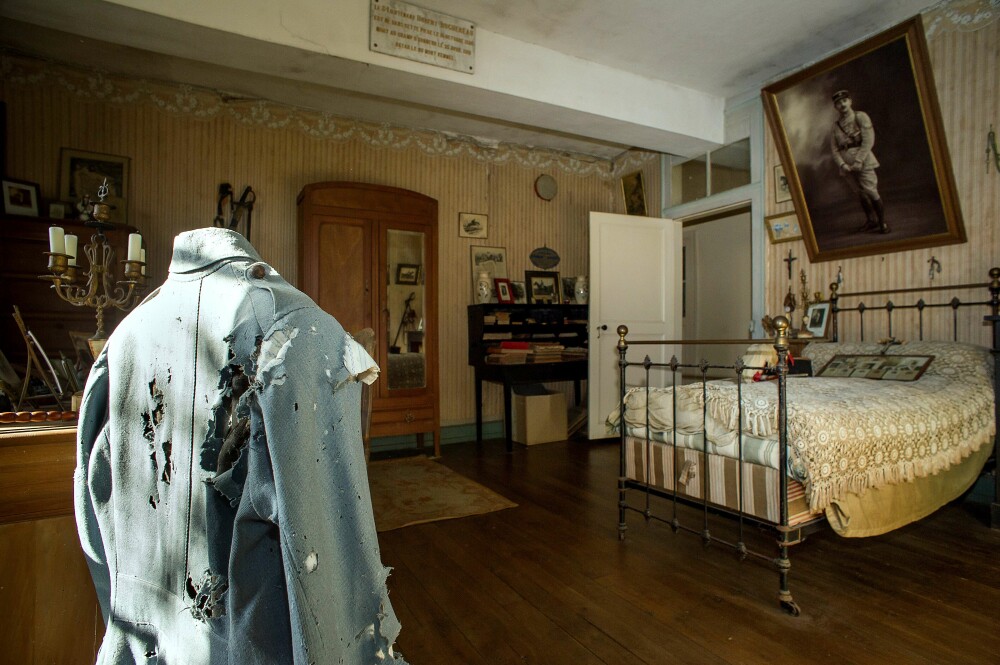 Incursiune in istorie. Cum arata camera unui soldat din Primul Razboi Mondial, nemodificata de 100 de ani - Imaginea 1