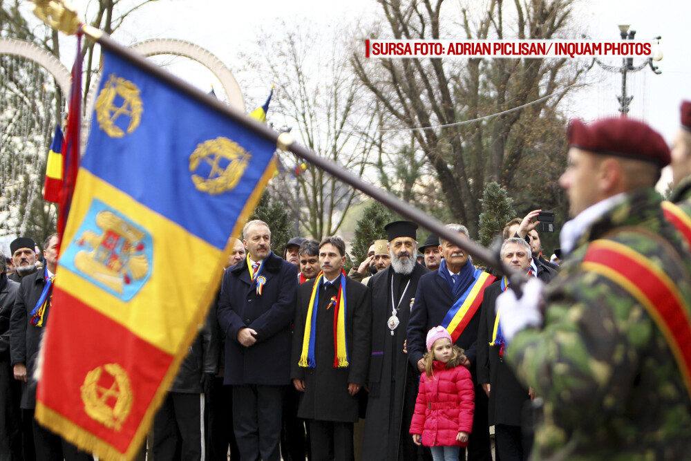 GALERIE FOTO: 35 de imagini surprinse de fotoreporterii Inquam la paradele de 1 Decembrie din Sibiu, Alba Iulia si Bucuresti - Imaginea 35
