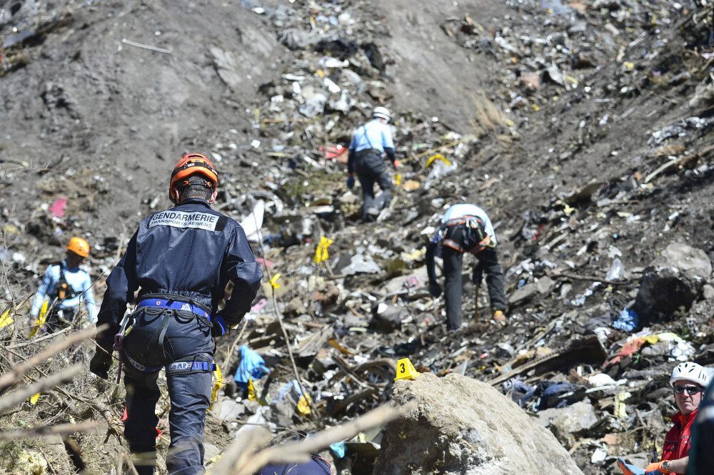 Ultimul email trimis de pilotul Germanwings, Andreas Lubitz, care a prabusit un avion cu 149 de persoane, facut public - Imaginea 2