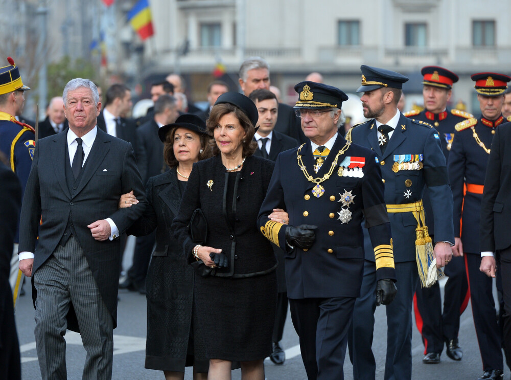 GALERIE FOTO: Familiile Regale care au participat la funeraliile Regelui Mihai - Imaginea 9