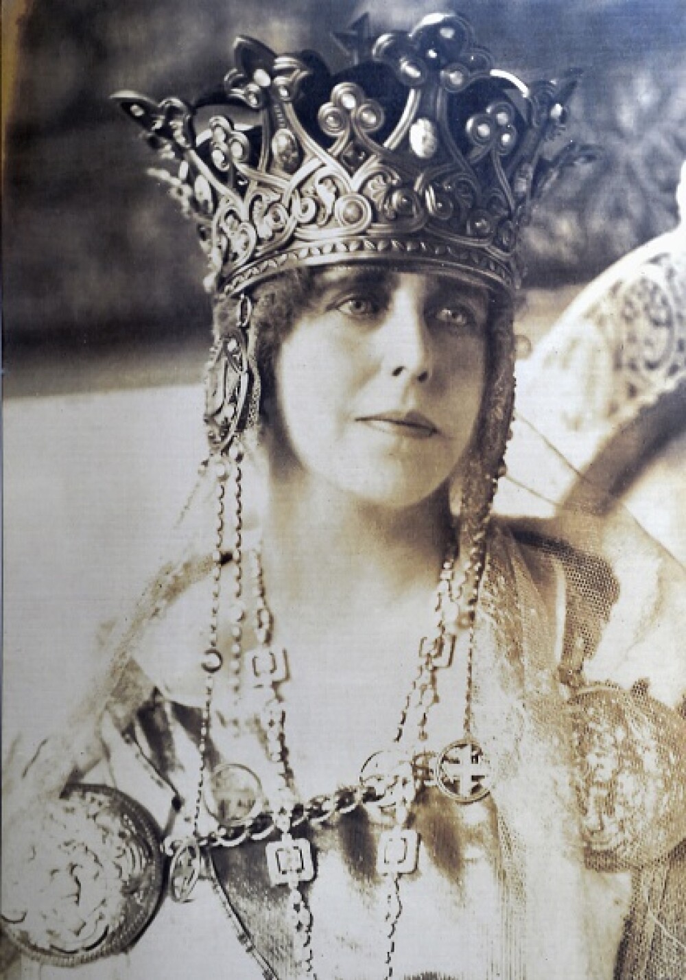 Ziua în care s-a născut Regina Maria a României. A fost cerută în căsătorie de bunicul Reginei Elisabeta. GALERIE FOTO - Imaginea 14