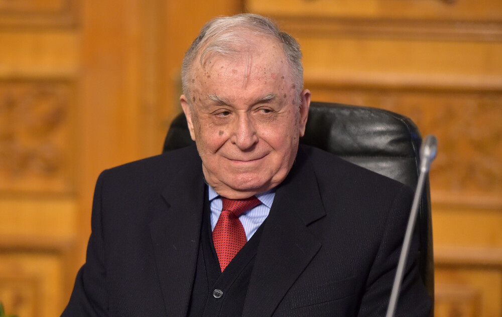 Ion Iliescu: ”Am aflat cu tristețe vestea morții lui Mihail Gorbaciov” - Imaginea 1