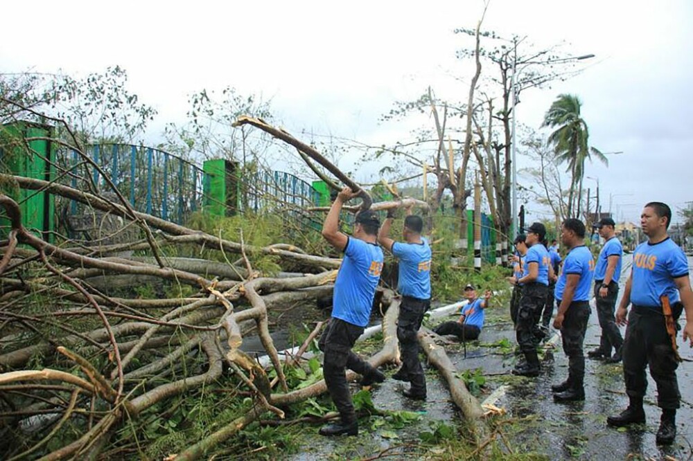 Filipine, devastată de taifun. Peste 200.000 de persoane au fost evacuate - Imaginea 2