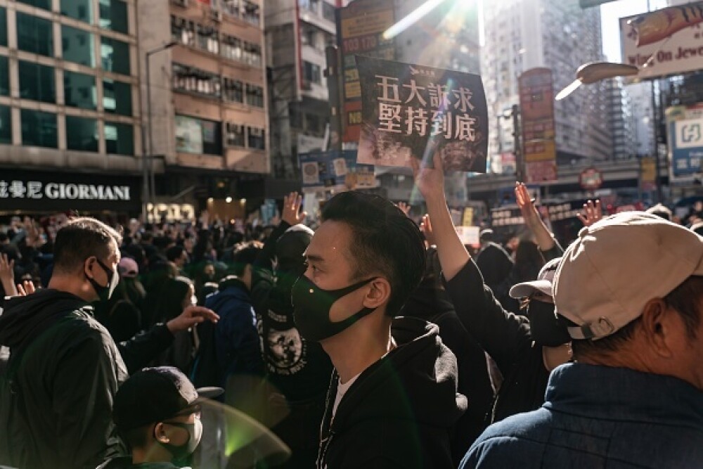 Manifestație în Hong Kong pentru drepturile omului. Zeci de mii de participanți - Imaginea 6