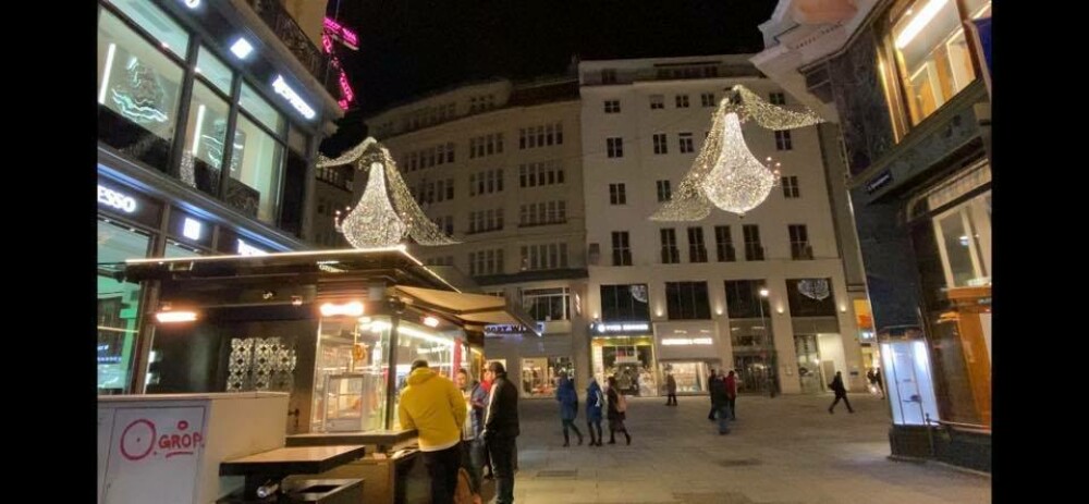 Viena cheltuie de două ori mai puțin decât Bucureștiul pentru luminițele de Crăciun: „Nu suntem atât de bogați” - Imaginea 5