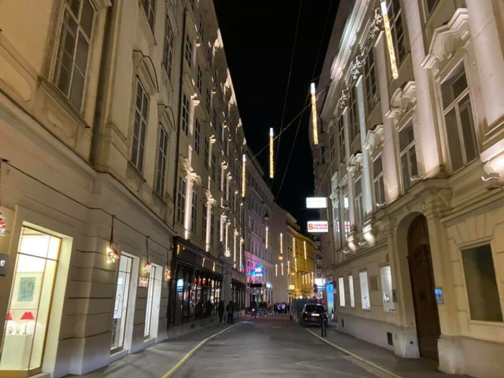 Viena cheltuie de două ori mai puțin decât Bucureștiul pentru luminițele de Crăciun: „Nu suntem atât de bogați” - Imaginea 4