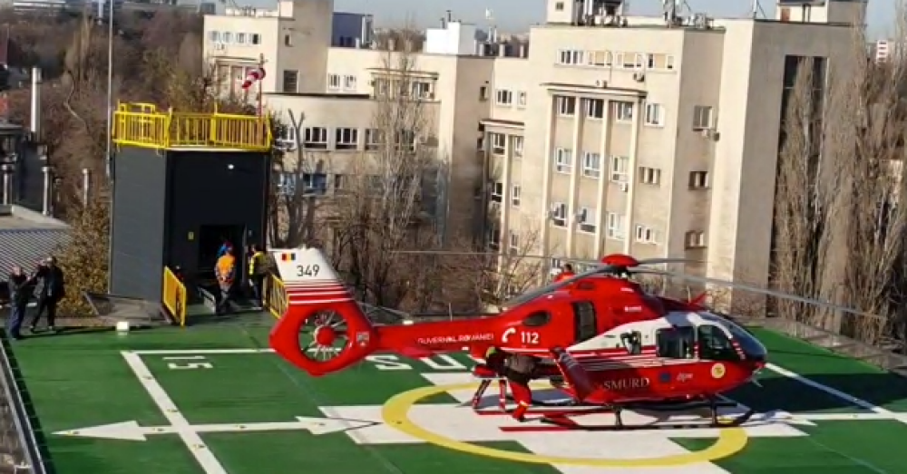 Momentul în care a fost „inaugurat” heliportul Spitalului Universitar, cu primul pacient - Imaginea 2