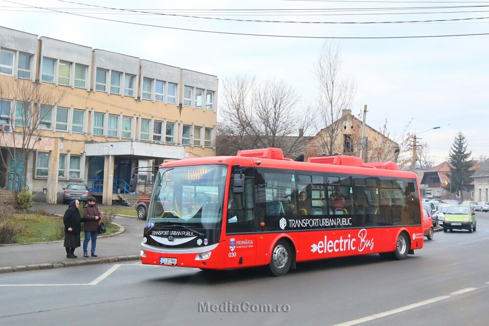 Primul oraş din România în care toate mijloacele de transport în comun sunt electrice - Imaginea 7
