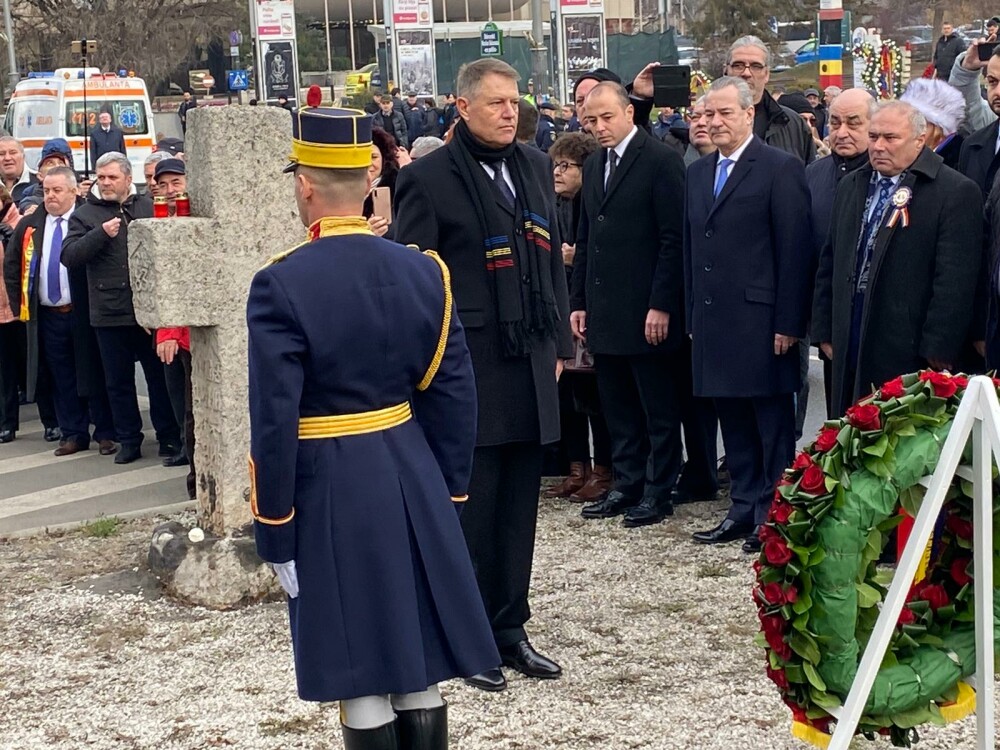 Omagiile aduse de Iohannis și Orban în memoria victimelor Revoluției de la 1989 - Imaginea 1