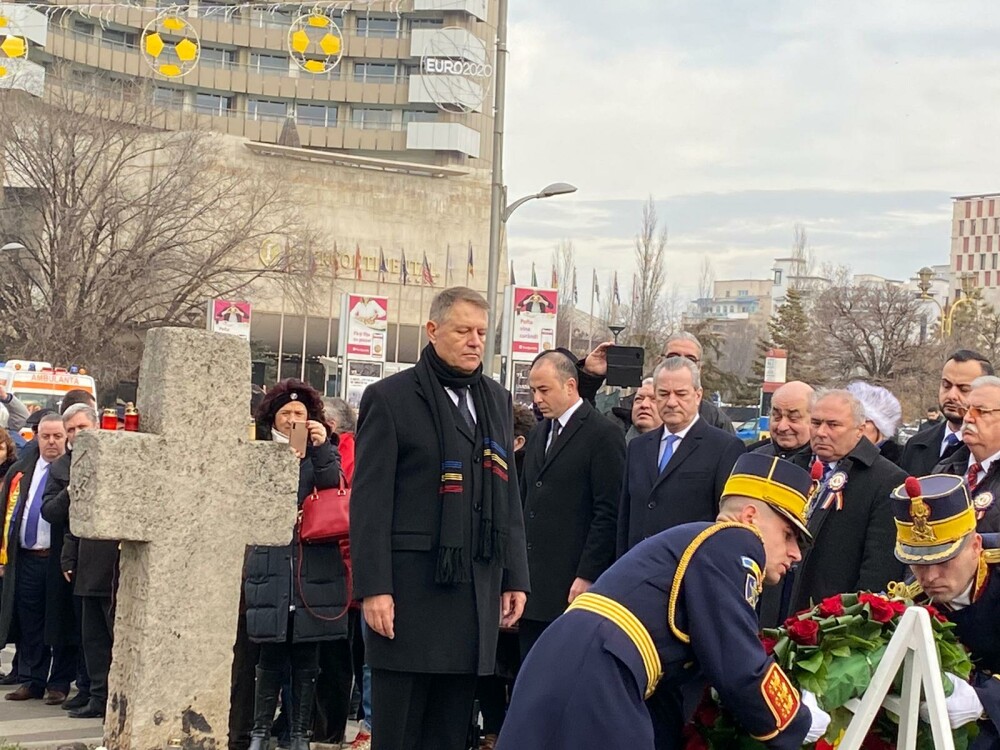 Omagiile aduse de Iohannis și Orban în memoria victimelor Revoluției de la 1989 - Imaginea 3