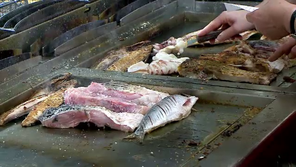 Românii schimbă meniul și înlocuiesc porcul cu peștele. Ce preparate au ales să mănânce - Imaginea 1