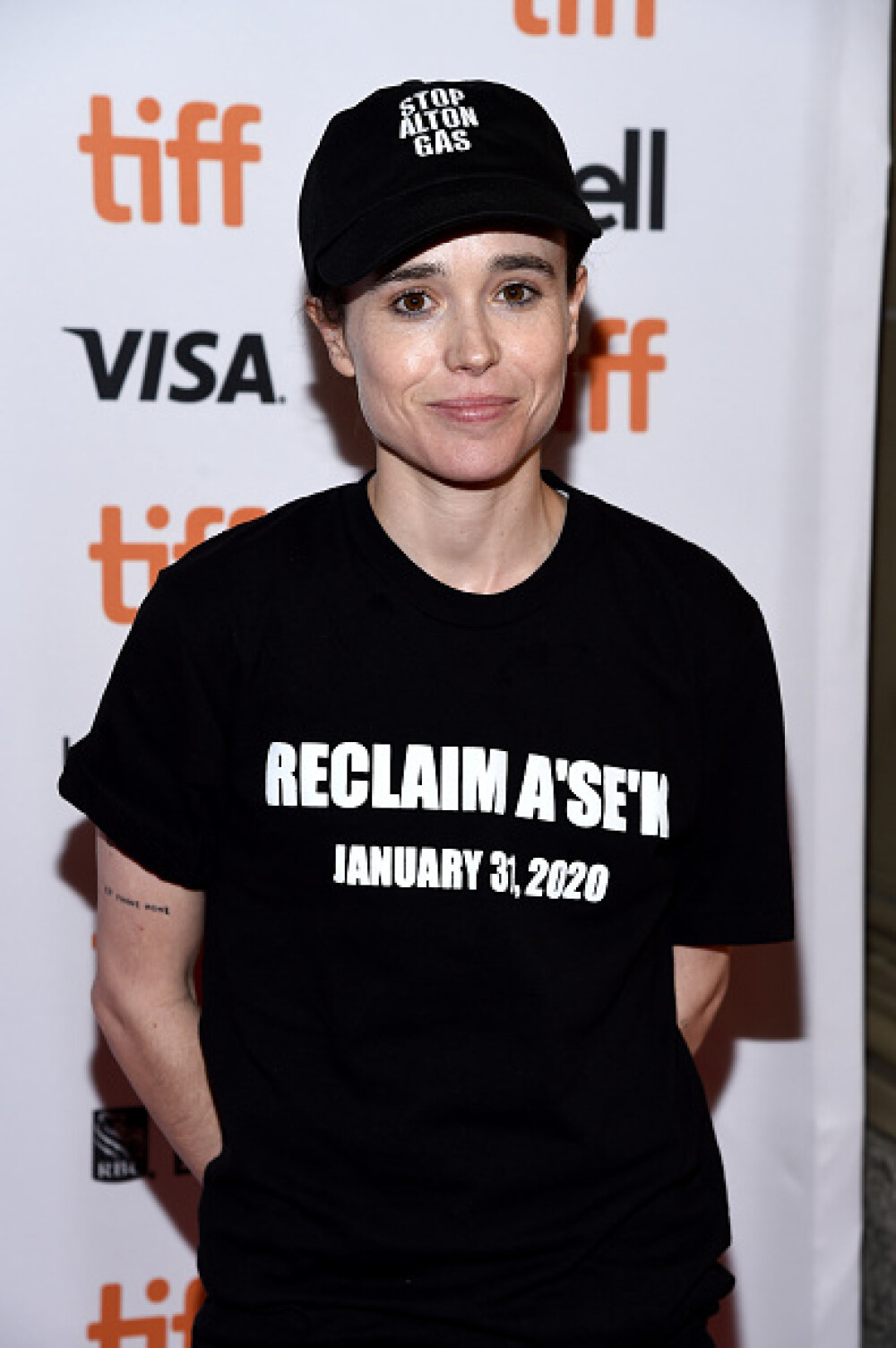 Ellen Page, starul filmului „Juno” şi al serialului „The Umbrella Academy”, este transgender - Imaginea 13
