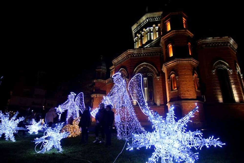 GALERIE FOTO Târgul de Crăciun din Craiova este pe locul 6 în topul celor mai frumoase din Europa - Imaginea 5