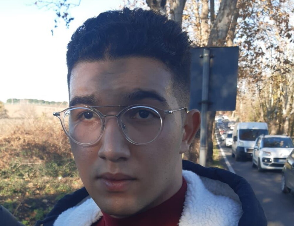 Marocanul care a ucis doi studenți într-o vilă din Iași, în 2021, a fost condamnat pe viață. Decizia nu este definitivă - Imaginea 1