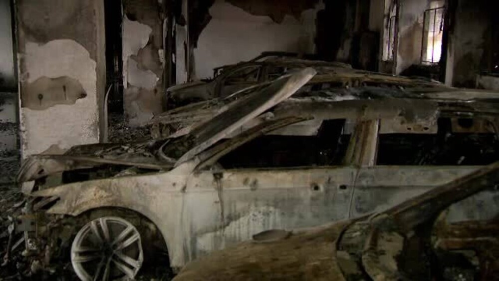 Doi adolescenți au fost audiați în cazul incendiului devastator din Constanța. Unul a fost reținut - Imaginea 6