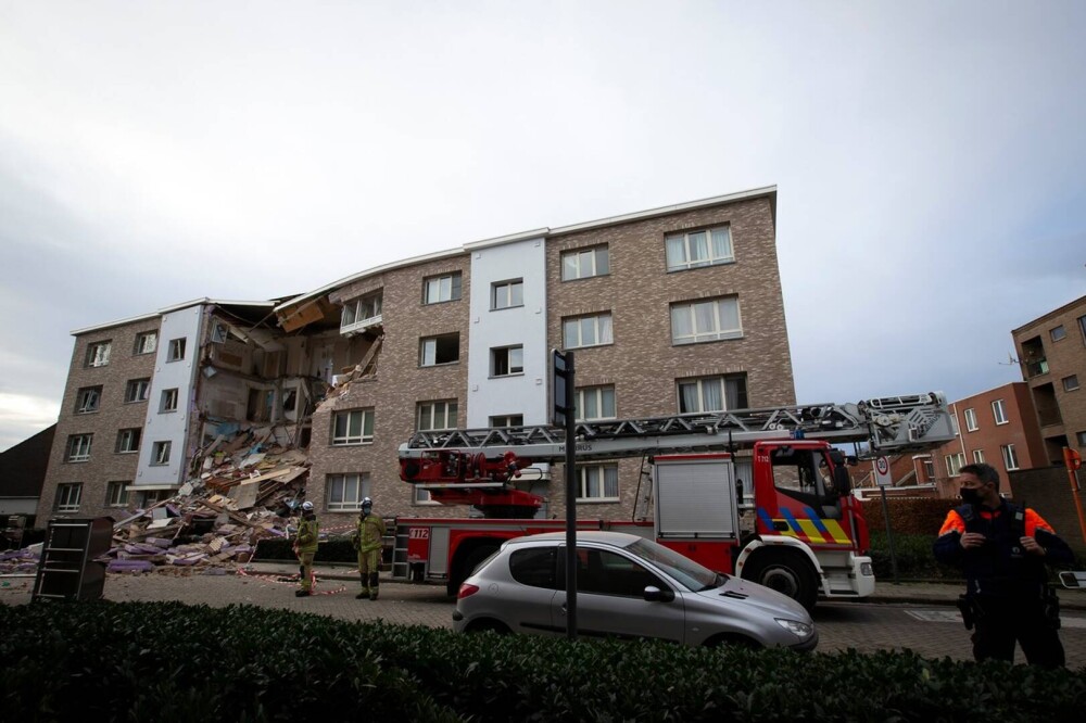 FOTO. O explozie puternică a distrus o clădire din Belgia. Opt persoane sunt date dispărute - Imaginea 1