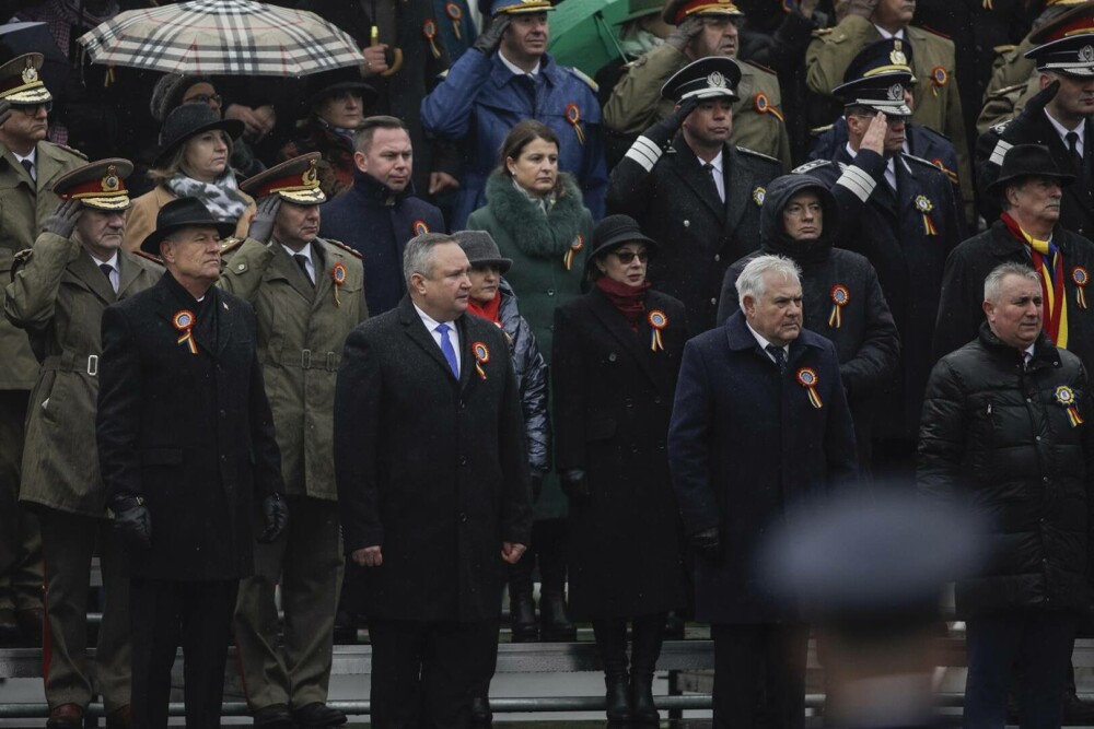 Parada de 1 Decembrie - Ziua Națională a României, în imagini. Cele mai spectaculoase fotografii de la Bucureşti - Imaginea 23